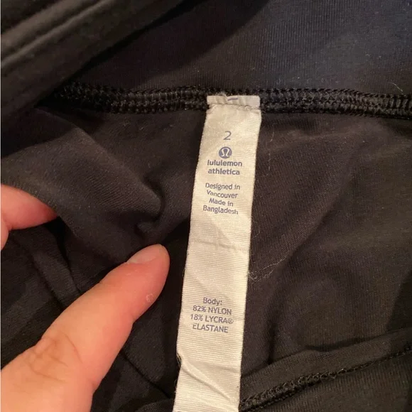 Cropped lululemon align leggings - Picture 2 of 3